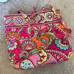 Vera Bradley pink swirl small tote bag - lightly used, 3 inside pockets & toggle
